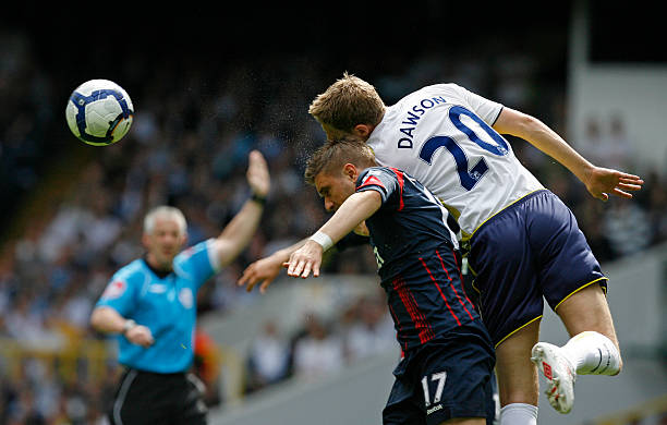 借奥马里同 借奥马里同